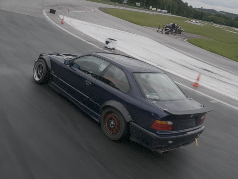 BMW BMW